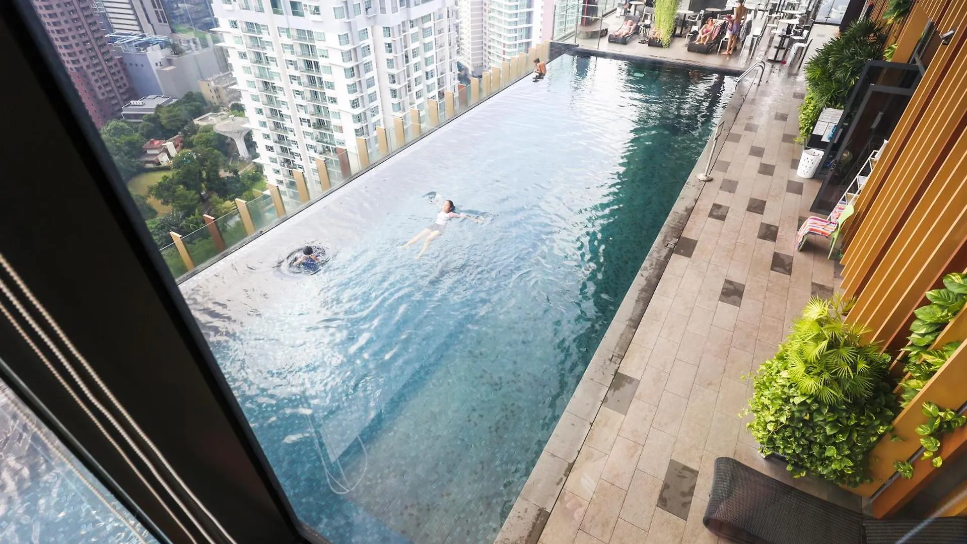 Ceylonz Suites By Mykey Kuala Lumpur